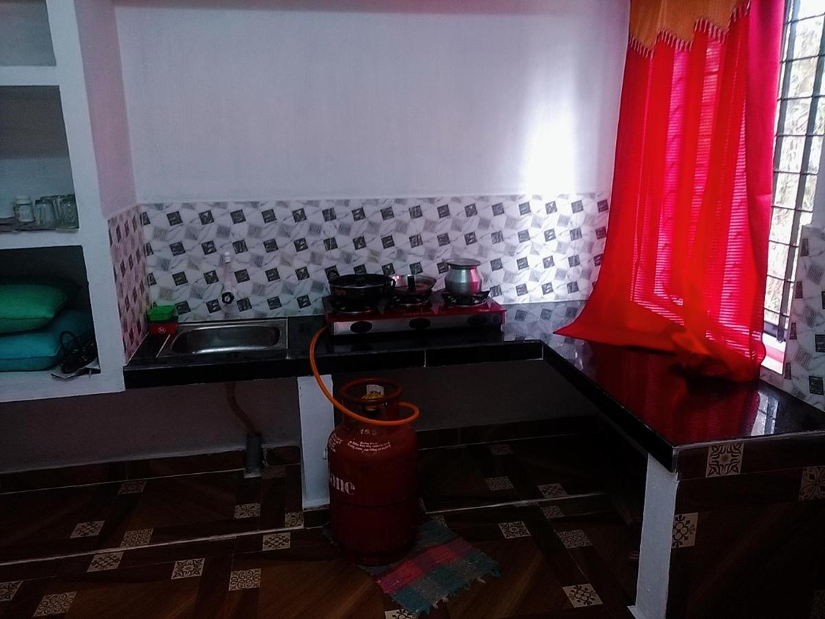 Greenpepperhomestay Munnar Anaviratty Exterior photo