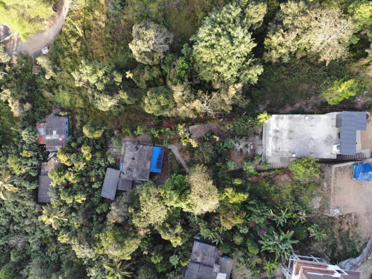 Greenpepperhomestay Munnar Anaviratty Exterior photo
